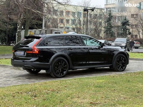 Volvo V90 Cross Country 2022 - фото 12
