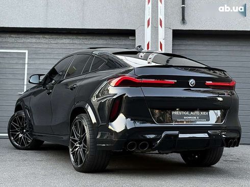 BMW X6 M 2022 - фото 30