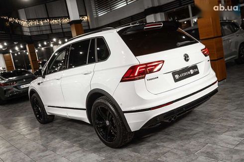 Volkswagen Tiguan 2020 - фото 23