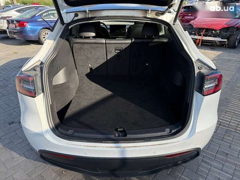 Tesla Model Y 2022 - фото 7