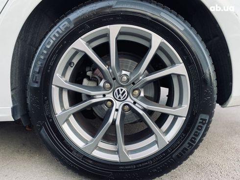 Volkswagen Passat 2017 белый - фото 20