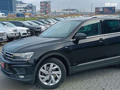 Volkswagen Tiguan 2019 черный - фото 2