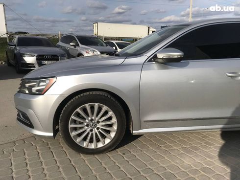 Volkswagen Passat 2016 серый - фото 9