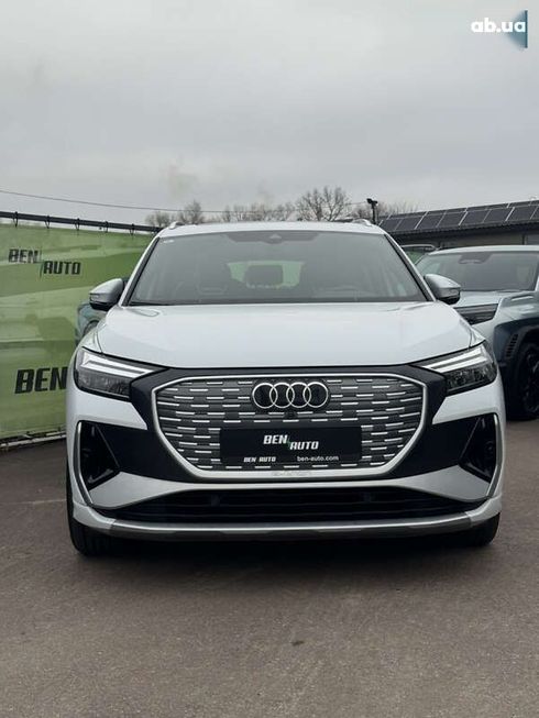 Audi Q4 e-tron 2023 - фото 2