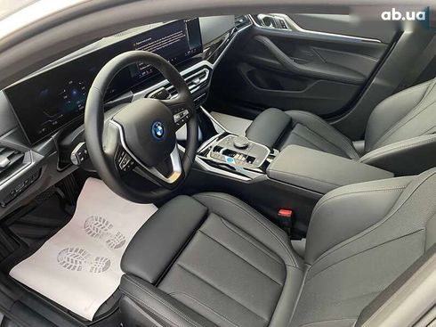BMW i4 2023 - фото 9