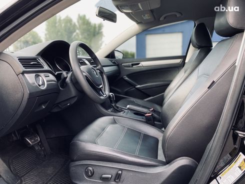 Volkswagen Passat 2016 черный - фото 13