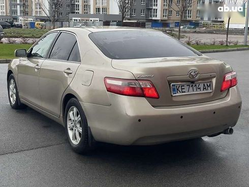 Toyota Camry 2007 - фото 10