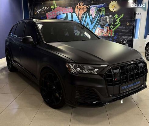 Audi SQ7 2020 - фото 29