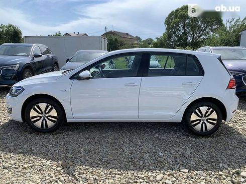 Volkswagen e-Golf 2020 - фото 7