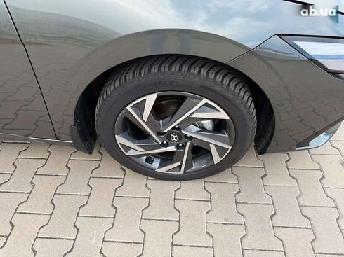 Hyundai Elantra 2024 - фото 12
