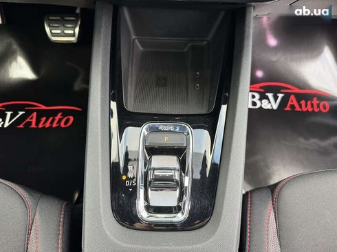 Skoda Octavia 2021 - фото 30