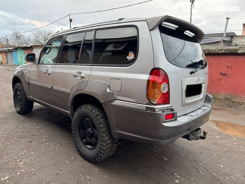 Hyundai Terracan 2004 серебристый - фото 8