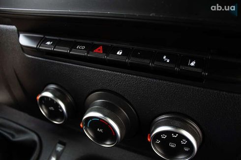 Opel Movano 2020 - фото 19