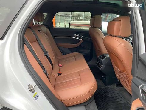 Audi E-Tron 2021 - фото 21