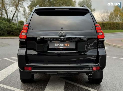 Toyota Land Cruiser Prado 2020 - фото 11