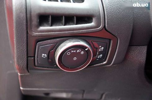 Ford Focus 2014 - фото 30