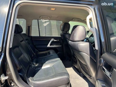 Toyota Land Cruiser 2012 - фото 17