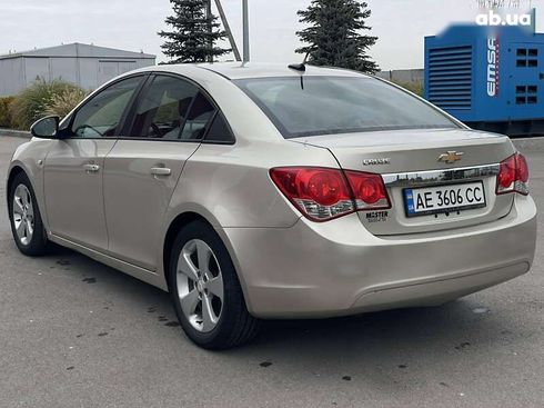 Chevrolet Cruze 2014 - фото 10