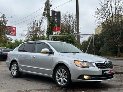 Skoda Superb 2014 серый - фото 14