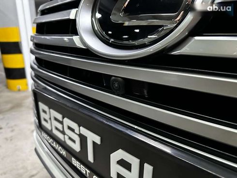 Lexus LX 2022 - фото 22
