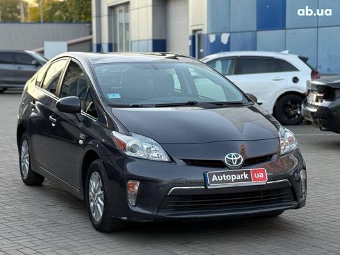 Toyota Prius 2014 серый - фото 3