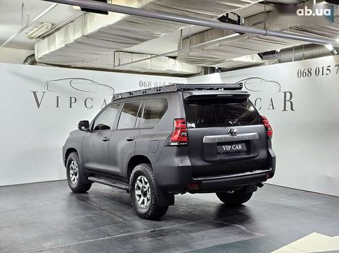Toyota Land Cruiser Prado 2019 - фото 11