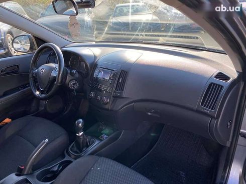 Hyundai i30 2011 - фото 9