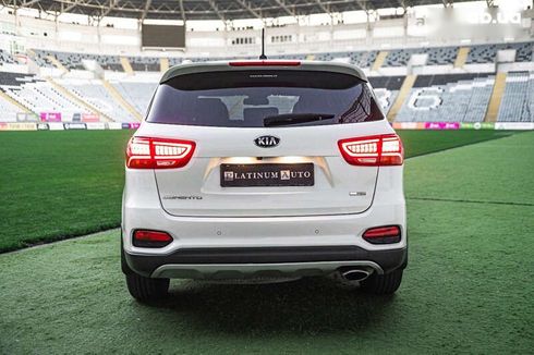 Kia Sorento 2017 - фото 11