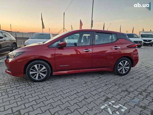 Nissan Leaf 2018 - фото 12