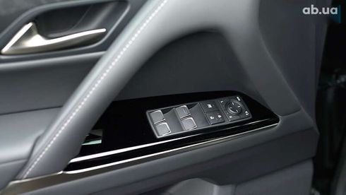 Lexus LX 2024 - фото 17
