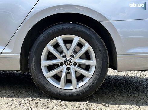 Volkswagen Passat 2021 - фото 20