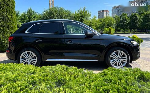 Audi Q5 2018 - фото 8