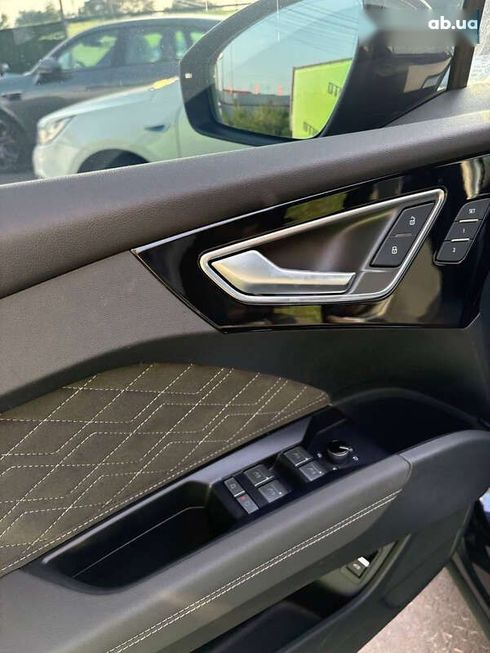 Audi Q4 e-tron 2024 - фото 14