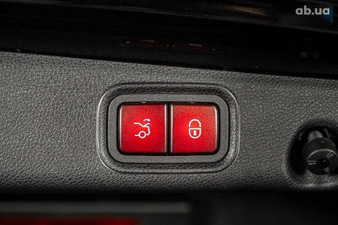 Mercedes-Benz E-Класс 2022 - фото 13