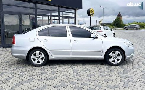 Skoda Octavia 2010 - фото 8