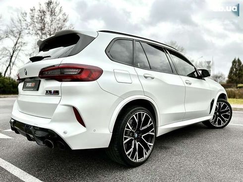 BMW X5 M 2022 - фото 19