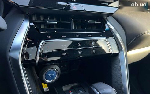 Toyota Venza 2021 - фото 22