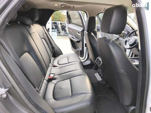 Jaguar F-Pace 2018 - фото 17