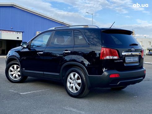 Kia Sorento 2010 черный - фото 7