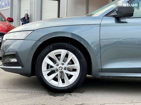 Skoda Octavia 2020 - фото 11