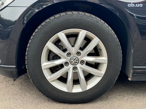 Volkswagen Passat 2015 черный - фото 14