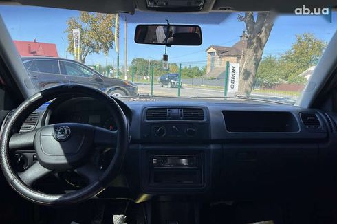 Skoda Fabia 2012 - фото 22