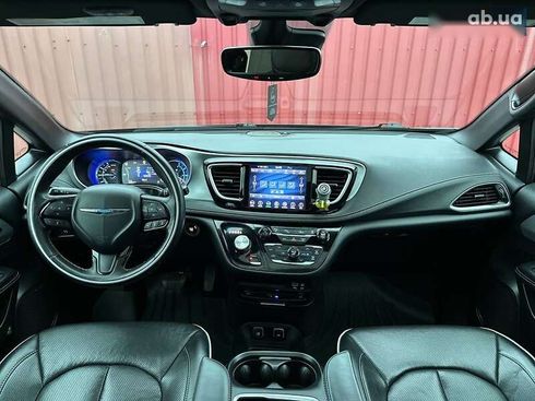 Chrysler Pacifica 2019 - фото 17