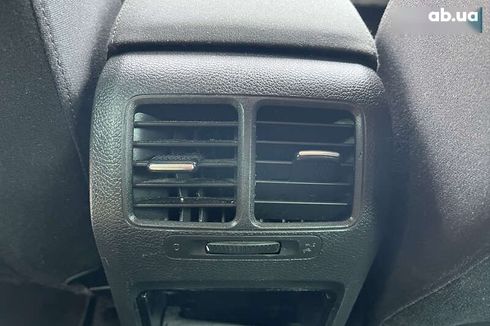 Volkswagen Golf 2011 - фото 15