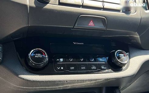 Kia Sportage 2011 - фото 16