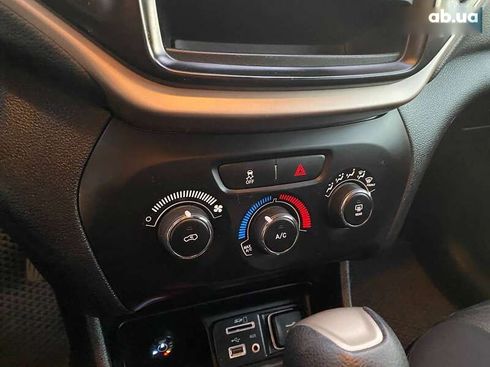 Jeep Cherokee 2016 - фото 16