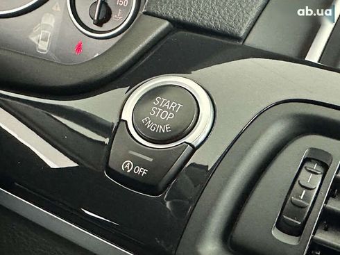 BMW 5 серия 2017 - фото 16