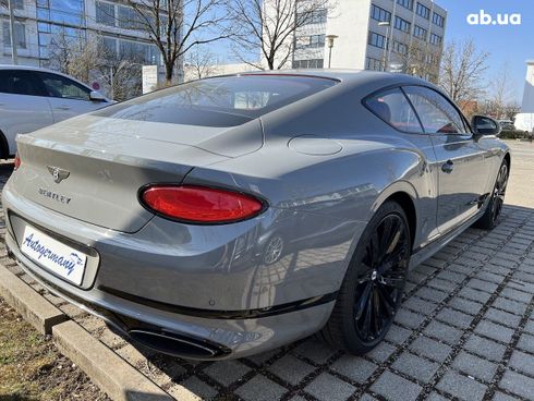 Bentley Continental GT 2022 - фото 46