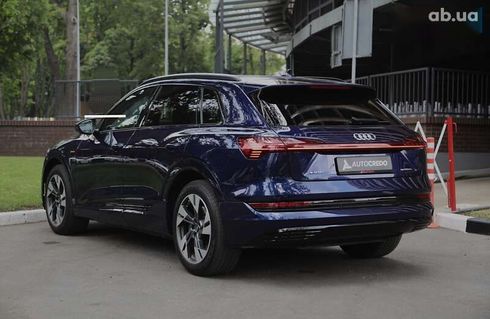 Audi E-Tron 2022 - фото 6