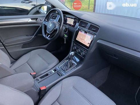 Volkswagen e-Golf 2020 - фото 3